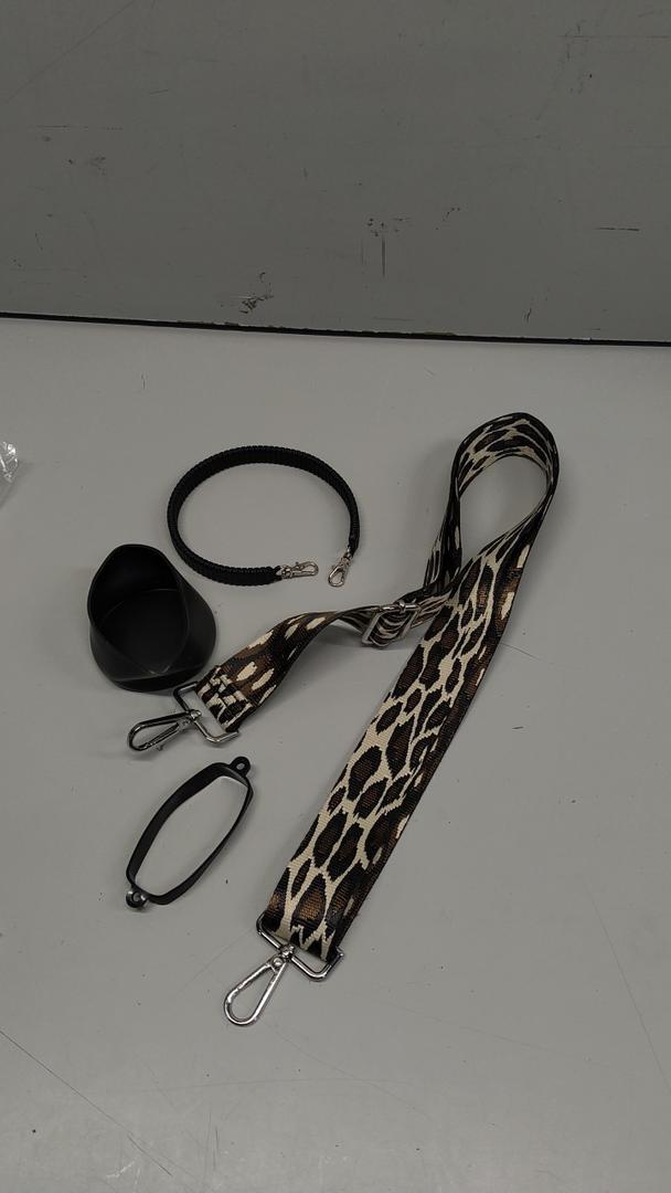 Leopard Silicone Cup Accessory Set Compatible with Stanley Cup Leopard Beaded Bottle Strap Carrying Strap Lipstick Holder Tassel Charm Straw Cover Bottle Ring