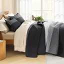 Litanika Oversized Queen Quilt Set Black and White, 98x98 Stripe Bedspread Coverlet 3 Pieces, Black and White Lightweight Quilted Bedding Set for All Season(Oversized Queen-1 Quilt, 2 Pillowcases)