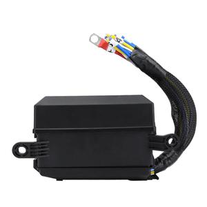 Sturdy 12V 6 Way Relays Block Box with and Features Portable Accessory for Vehicle Use