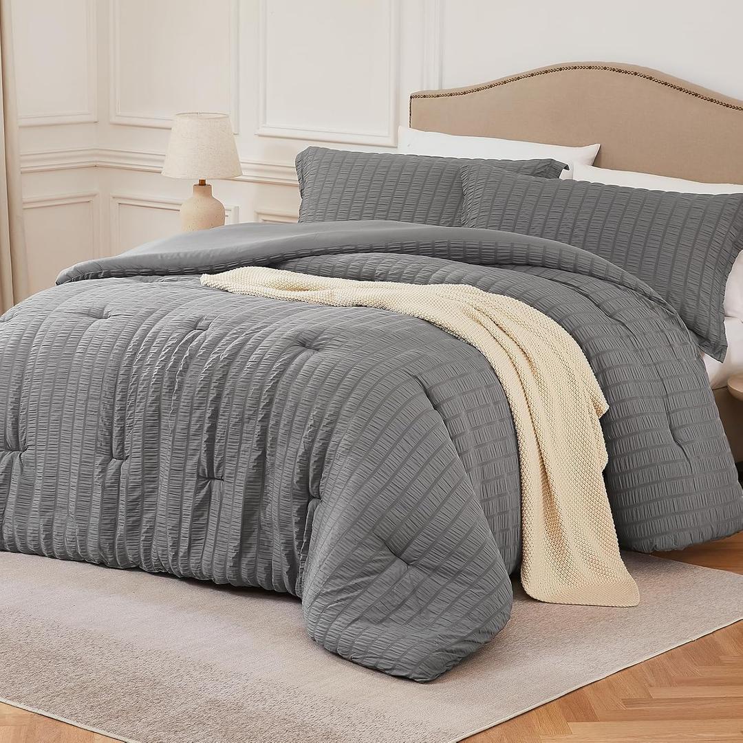 Grey Queen Comforter Set - 3 Pieces Seersucker Lightweight Bedding Comforter Sets (1 Soft Fluffy Comforter & 2 Pillowcases) - All Seasons Cozy Modern Bed Sets for Women Men