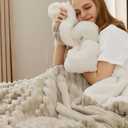 Bedsure Sherpa Blanket Queen Size for Bed - Super Soft Cozy Plush Fleece Thick Warm Blanket for Winter, Beige, 90x90 Inches
