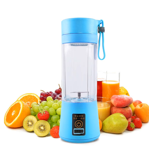 Portable and Rechargeable Battery Juice Blender, 15 oz Capacity (Blue)