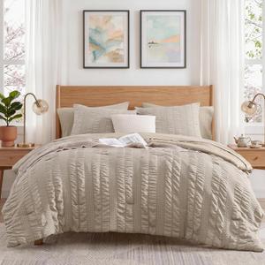 CASAAGUSTO Queen Comforter Set, 7 Pieces Oatmeal Seersucker Bed in a Bag Queen Size Soft All Seasons, Bedding Sets with Comforter, Flat Sheet, Fitted Sheet, 2 Pillow Shams, 2 Pillowcases