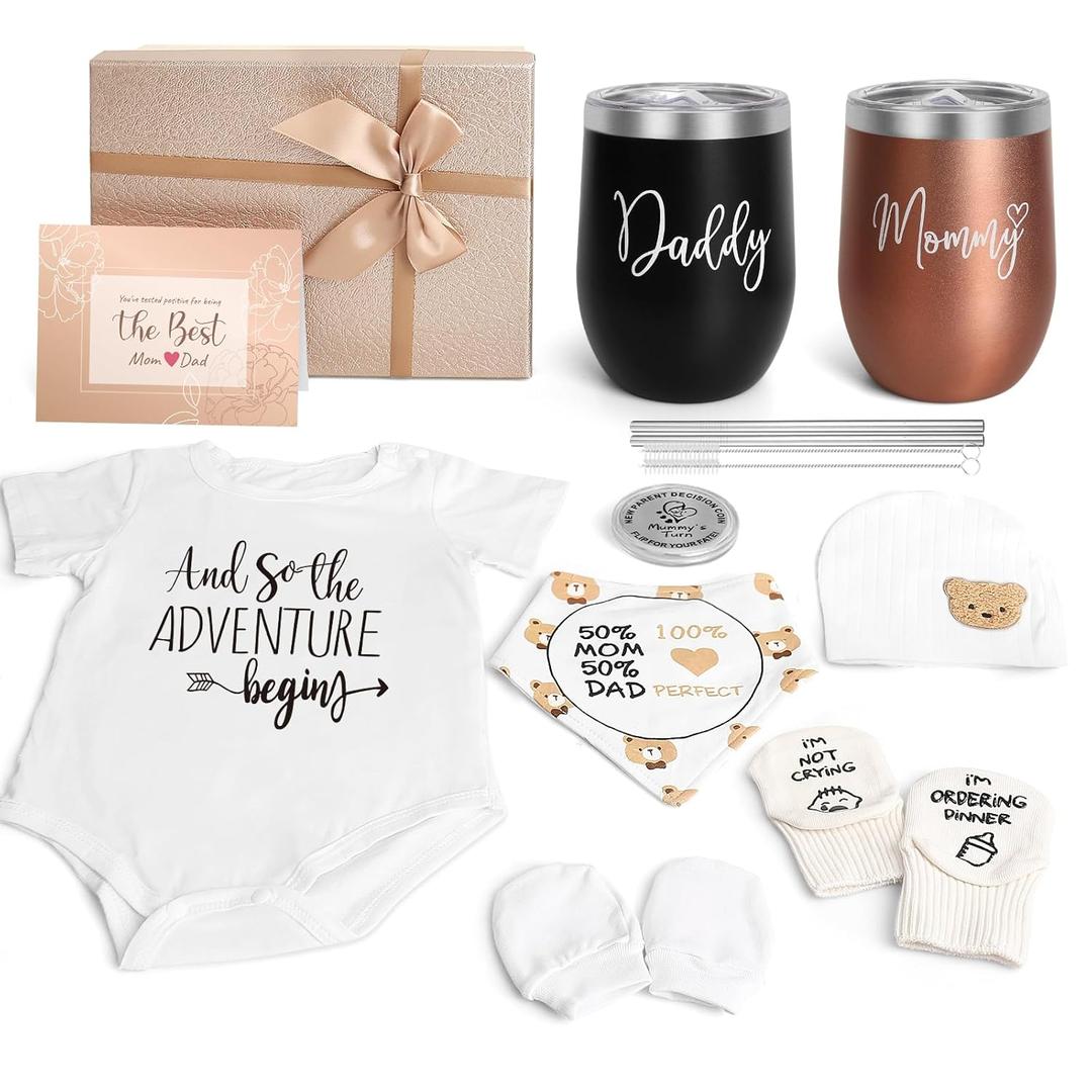 New Mom Gifts for Women, Top Pregnancy Gifts for New Parents Gender Reveal Gifts with Mom and Dad Tumbler Set for First Time Moms, Expecting Parents to Be, Gender Reveal, Baby Shower (White)