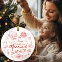 2 x First Christmas Married Ornament Gifts for Couple, 2025 Funny Newlyweds Wedding Ornaments for Christmas Tree, Ceramic