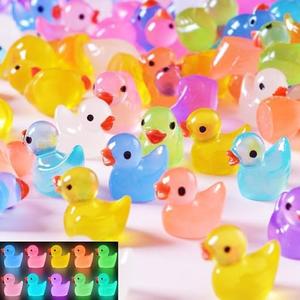 50 PCS Glow in The Dark Mini Ducks - Whimsical Luminous Ducklings for DIY Dollhouse/River Landscape/Vase Filler/Fairy Garden Decoration Multicoloured