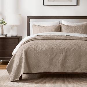 Madison Park Quebec Dusty Pale Khaki 3-Piece Quilted King Coverlet SetFor King or Cal King Bed Ideal For Warm Climate Room Dcor or Add-on For Extra Warmth