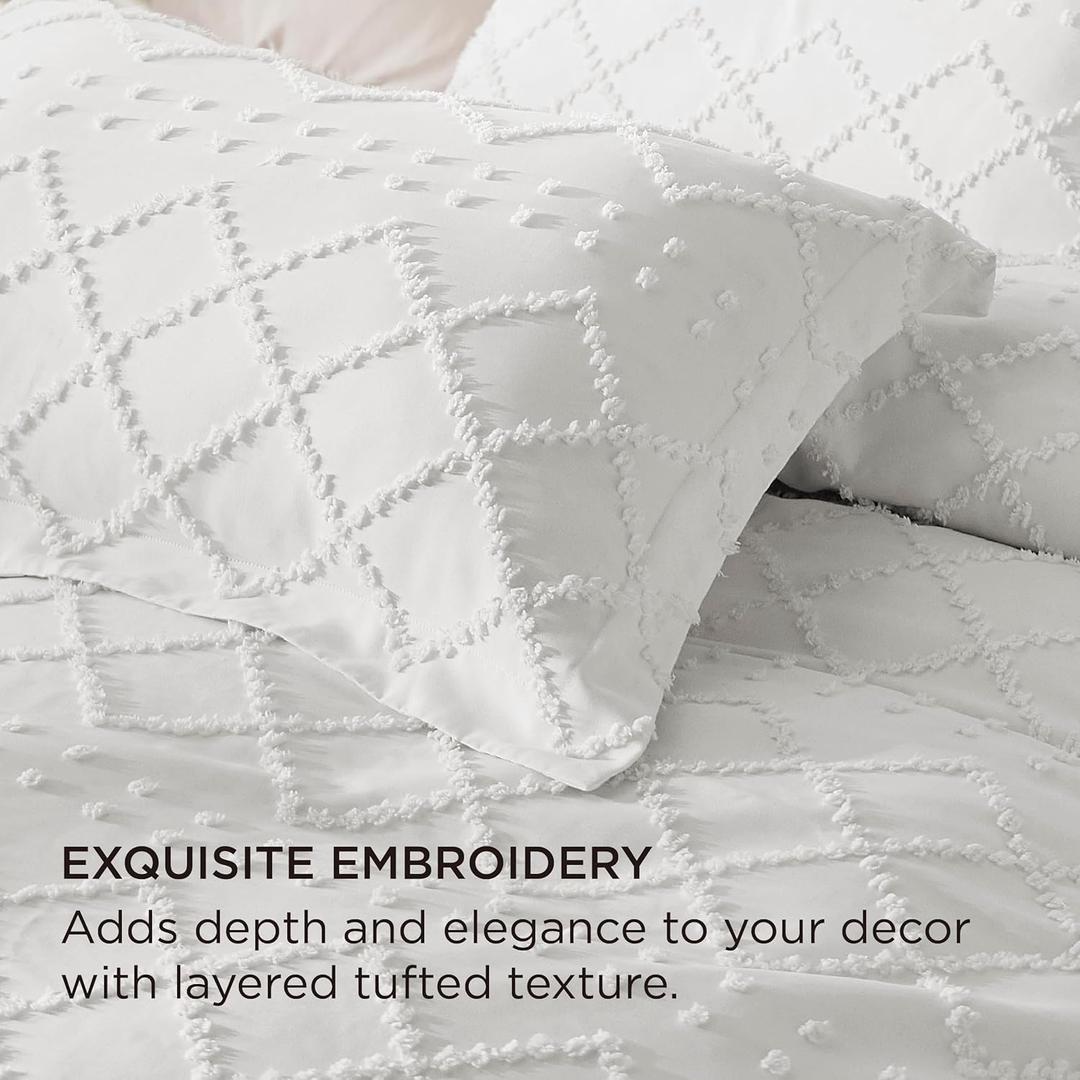 Bedsure Queen Pillow Cases Set of 2 - White Polyester Microfiber Pillowcase 2 Pack, Super Soft and Cozy Pillowcase, Pillow Case Covers with Envelop Closure, 30x30 Inches