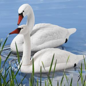Geetery 2 Pcs Swan Decoy Pond Floating Decoration Plastic Lifelike Goose Floating Decoys Garden Pond Decoration for Fields Float on The Water Pool Garden Accessories, White