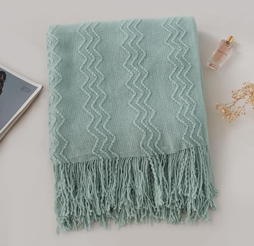 Esterra Textured Knit Throw Blanket with Tassel. Ultrasoft Cozy Knitted Boho Throw, All Season Lightweight Decorative Farmhouse Throw for Sofa Couch Bed (50"x60", Chambray Blue)