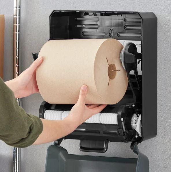 Tork Universal Natural Kraft 1-Ply Notched Paper Towel Roll H80, 800 Feet / Roll - 6/Case
