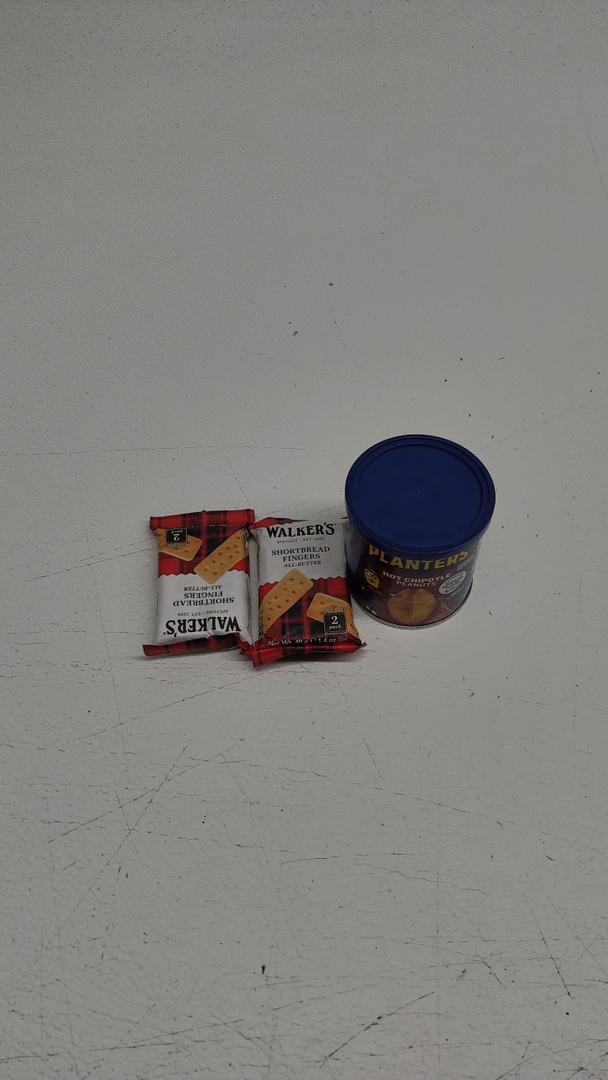 Walkers Shortbread Finger, 1.4 oz 2Pack Nov 2025 and Planters Chipotle Peanuts, 6 OZ cans, Best By 31 May 2025/ NOV 2025