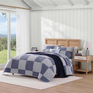 Tommy Hilfiger - Twin Quilt Set with Sham, Soft & Lightweight Bedding 2-Piece Set, Soft & Comfortable Feel, Lightweight Year-Round Layer, Versatile Bedroom Bedding, Machine Washable, Ithaca Stargaze/Patchwork Ithaca Stripe Blue