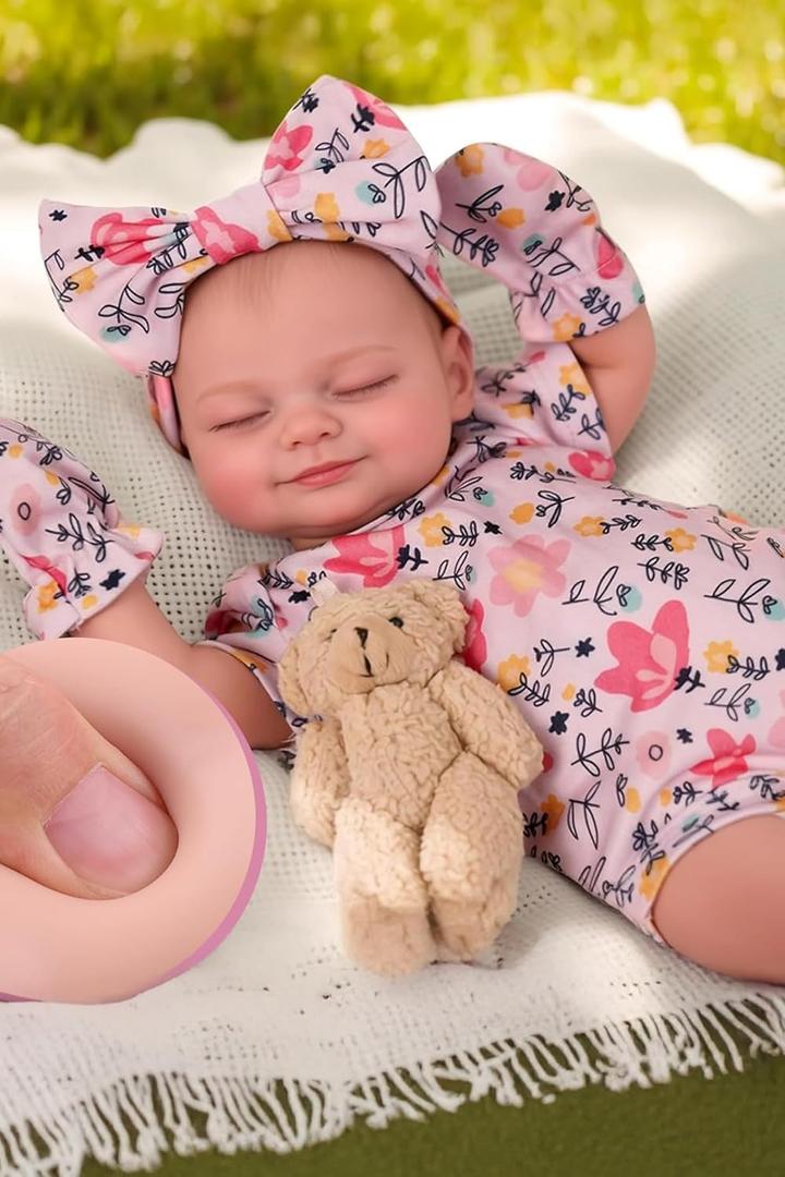 BABESIDE Lifelike Reborn Baby Dolls - Skylar, 17-Inch Realistic Newborn Baby Doll Real Life Baby Doll Girl with Gift Box for Kids Age 3+ Cuddling, Role Playing and Collection