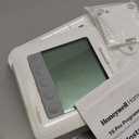 Honeywell TH6210U2001/U T6 Pro Programmable Thermostat, 2 Heat / 1 Cool Heat Pump Or 1 Heat / 1 Cool Conventional