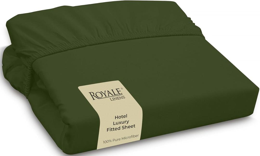 Royale Linens Fitted Sheet California King - Ultra Soft 1800 Brushed Microfiber - Hotel Luxury Bottom Sheets - Wrinkle Free & Fade Resistant - Deep Pocket Fitted Sheet Only (King Cal, Hunter Green)