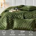 WARMDERN Olive Green Velvet Quilt Set Oversized King, Luxury Geometric Check Pattern Quilts Set, Soft Lightweight Bedspread & Coverlet, Milk Velvet Bedding Set with 2 Pillow Shams, 120" x 98"