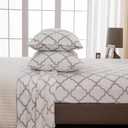 Great Bay Home Extra Soft Velvet Plush Micro Fleece Printed Sheet Set | Deluxe Micro plush Non Pilling Sheets, Deep Pocket | Lavish Sherpa Velvet Luxe Collection (King, White/Grey).