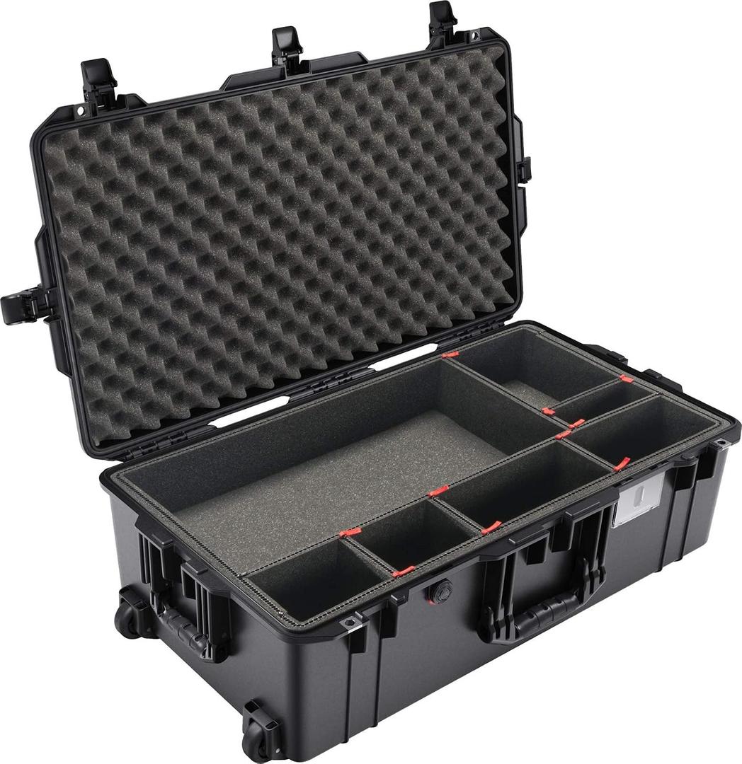 Pelican Air 1615 Case With Trekpack Dividers - Black