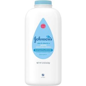 Johnson's Baby Powder with Naturally Derived Cornstarch Aloe & Vitamin E, Hypoallergenic, 22 oz (Pack of 4)