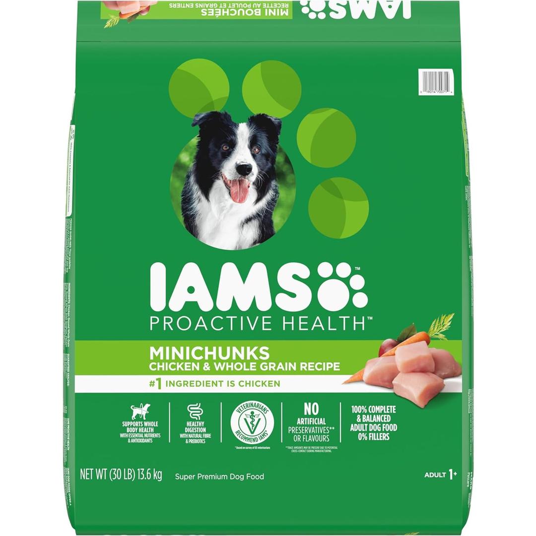 IAMS Proactive Health Adult Dry Dog Food, Chicken & Whole Grains, 13.61kg Vitamin E immune support, calcium for bones, complete & balanced, adult dogs, no fillers, grain free EXP: 10/15/2025