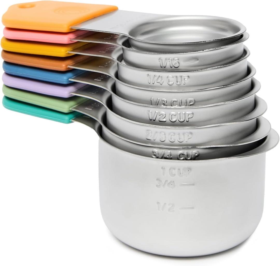 Chef Pomodoro Stainless Steel Measuring Cup Set, Nested and Stackable, Sturdy Extra-long Handles with Lasered Markings and Sorting Ring (8-Piece Set (Magnetic))
