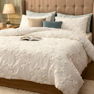Frienda 3 Pcs Winter Snowflake Queen Comforter Cover Set Includes 1 Duvet Cover and 2 Pillow Shams Boho Tufted White Snowflake Bedding Set for Winter Gift