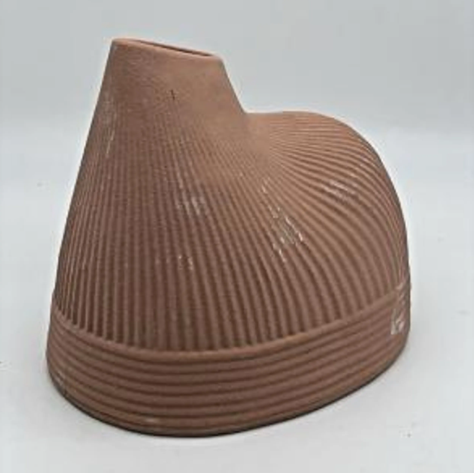 Porcelain Vase 8 x 6 x 7 Inch Beige