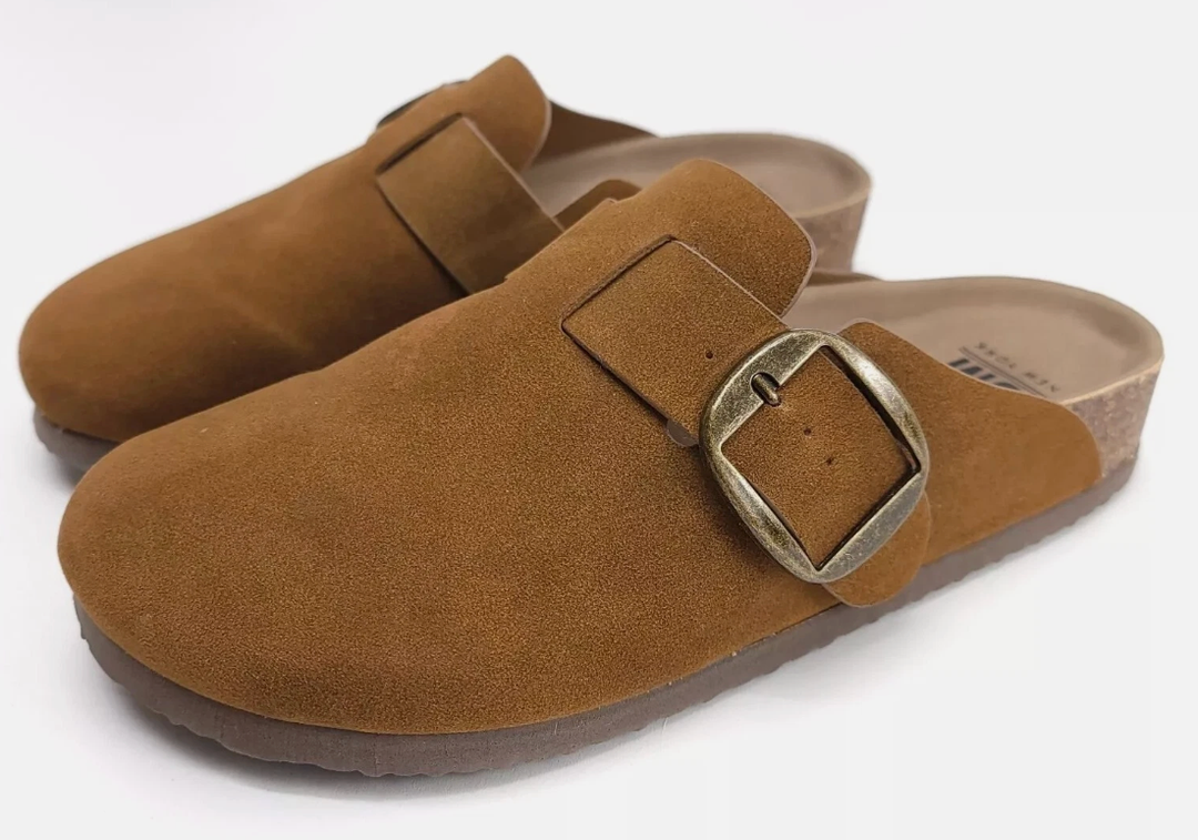 SM New York Women's Suede Clogs, Size 7