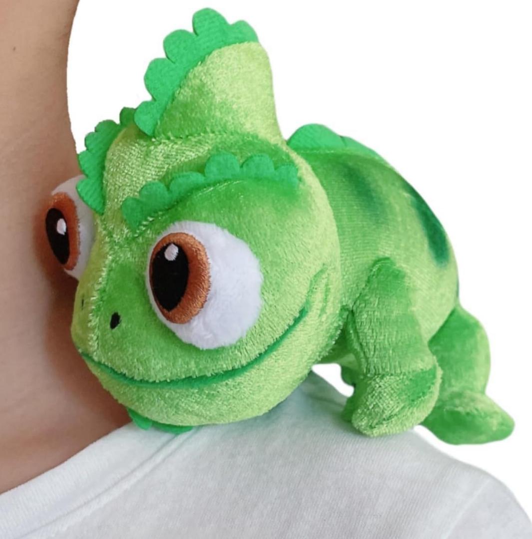 Salvado Lizard Plush Shoulder MagnetChameleon Stuffed Animal Toys for Kids and Fans6.3 in