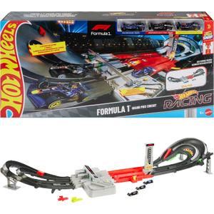 Hot Wheels Toy Car Track Set, Formula 1 Grand Prix Circuit Track Set with 3 1:64 Scale Die-Cast Toy Cars, Two Modes of Racing with a Motorized Booster