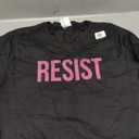 RESIST T-Shirt Pink Bold Message T-Shirt (XL, Black)