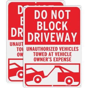 T&R Large Do Not Block Driveway Signs, Unauthorized Vehicles Towed At Vehicle Owner's Expense - 2 Pack - 14 x 10 Inches Rust Free .040 Aluminum Reflective - UV Protected, Waterproof and Fade Resistant - 6 Pre-drilled Holes