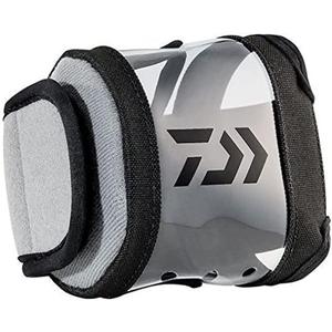 Daiwa D-VEC Tactical Clear View Conventional Reel Cover, XXXLarge