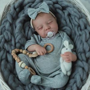SCOM Realistic Reborn Baby Dolls - 18 Inch Real Life Baby Girl, Silicone Doll with Anatomically Correct, Lifelike Newborn Weighted Baby with Full Body Vinyl for Kids Age 3 4 5 6+ Gift SCOM Realistic Reborn Baby Dolls - 18 Inch Real Life Baby Girl, Silicone Doll with Anatomically Correct, Lifelike Newborn Weighted Baby with Full Body Vinyl for Kids Age 3 4 5 6+ Gift