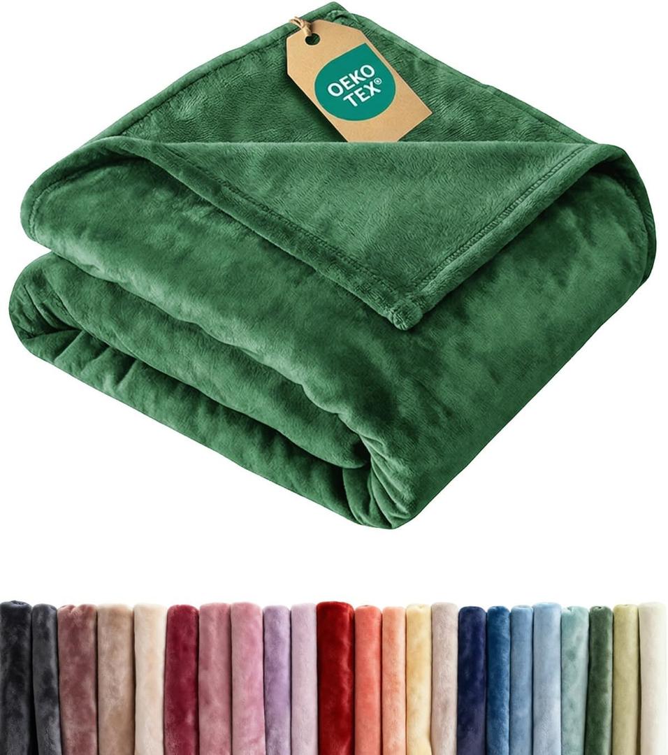 Ultra Soft Fleece Blanket Throw Size - Flannel Fleece Luxury Throw Blanket - Lightweight for Couch Bed Chair - Thick, Warm & Breathable - All Season Cozy Anti-Static Microplush Bedding, Forest Green