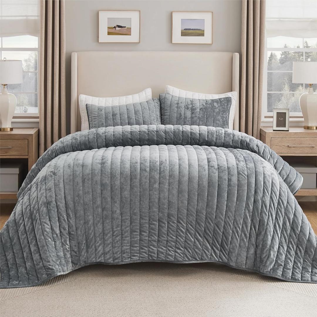 Bedsure Velvet Quilt King Size Set - Luxury Bedspread Quilted Bedding Set for King Bed, Lightweight Velvet Comforter for All Season, Ultra Soft Coverlet with 2 Matching Pillow Shams, 106"x96", Grey