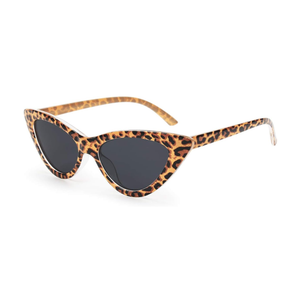 livho Retro Vintage Narrow Cat Eye Sunglasses for Women Clout Goggles Plastic Frame (Leopard)
