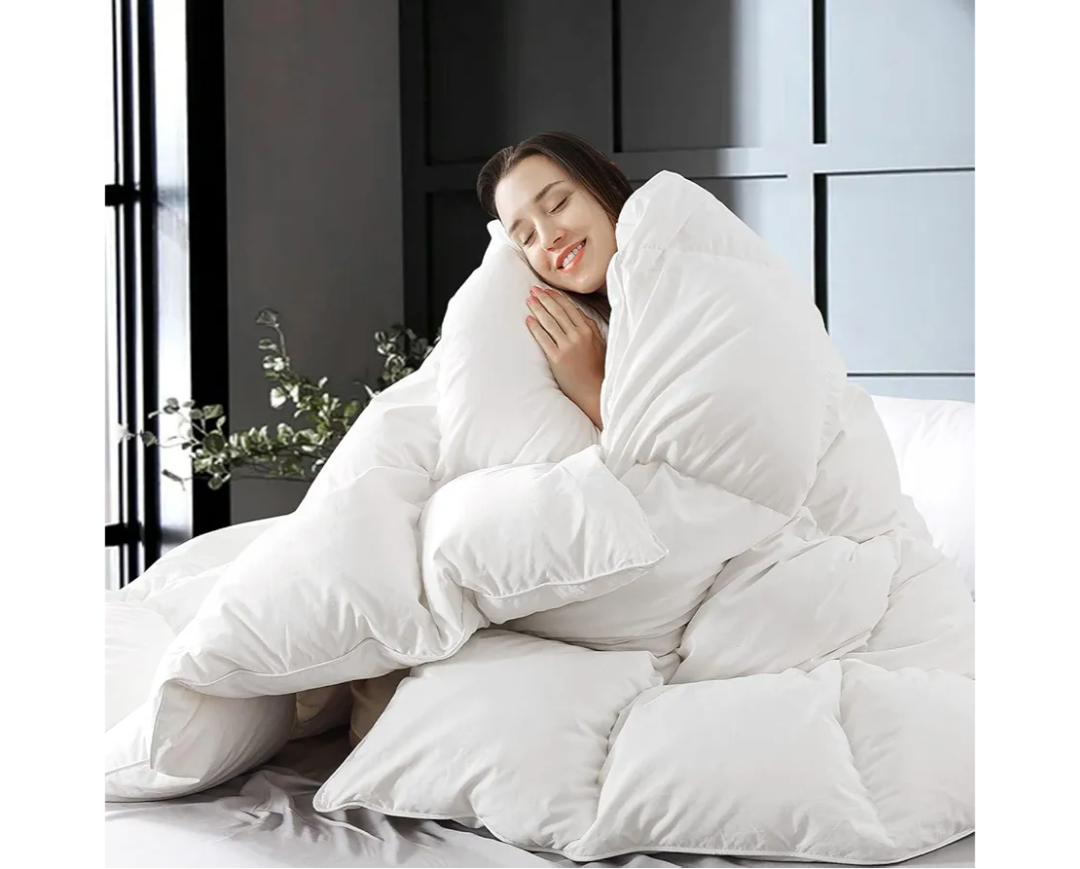 WhatsBedding Feather Down Fiber White Comforter, All Season Luxury Bed Comforter,Ultra Soft 100% Cotton Duvet Insert, Full Size 82"x86"