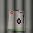 Retractable Car-Stereo Cable for iPod and iPhone