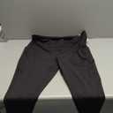 baleaf Women's Knee Length Capri Leggings with Pockets Stretch Casual Exercise Summer Yoga Workout Pants (XX-Large, Black)