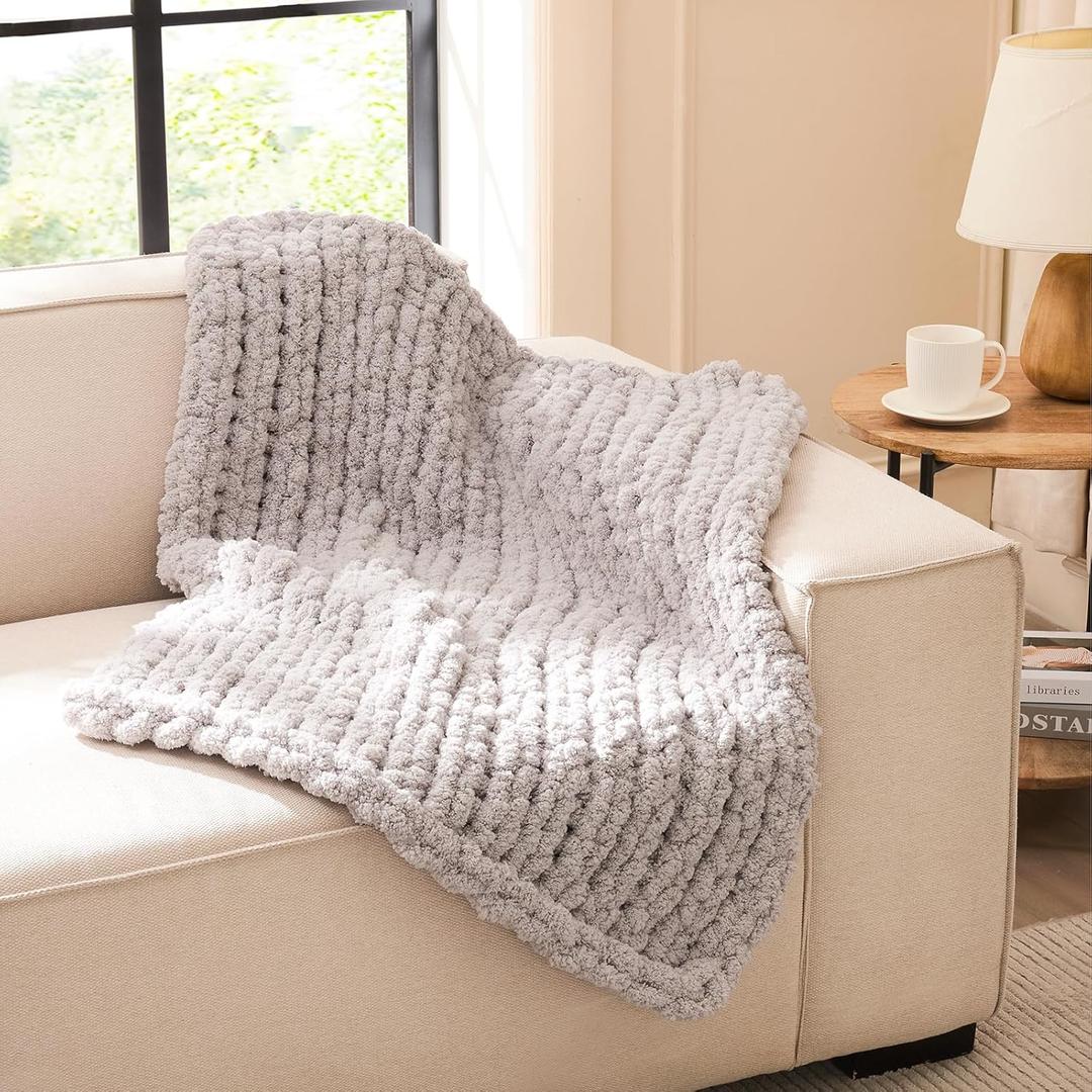 L'AGRATY Chunky Knit Blanket Throw: 30''x40'' Chenille Knitted Throw Blankets for Bed Couch - Handmade Thick Big Cable Knot Blanket - Large Chunky Crochet Rope Blankets for Home Decor(Grey)