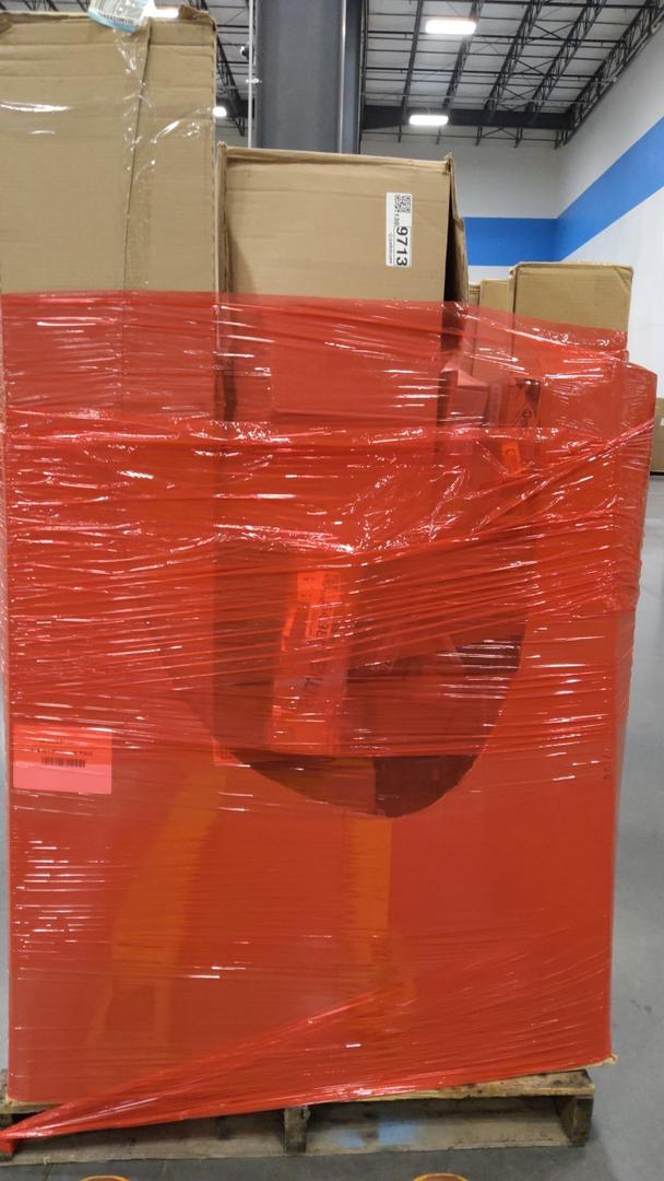 Pallet of mixed items