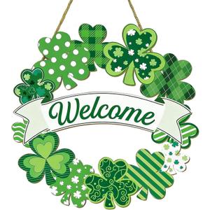 St. Patrick's Day Decoration, Shamrocks Welcome Wooden Hanging Sign, Spring Wreaths for Front Door, Irish Sign Welcome Hanging for St. Patrick's Day Home Decor Party
