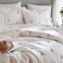Intelligent Design Aglaia Full/Queen Pink Floral Ruffle Quilt, Modern Farmhouse Cottagecore Bedding, Ultra Soft All-Season Quilt Set with 2 Pillow Shams