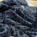 Exclusivo Mezcla Soft Fleece Blanket King Size, Cozy Lightweight Blankets with Decorative Wave Textured Suitable for All Season Use, Navy Blue, 90x104 Inches