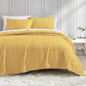 BOURINA Embroidery Quilt Set 3-Piece Oversized Queen Quilt Set Pre-Washed Microfiber Ultra Soft Lightweight Star Embroidery Bedspread Coverlet Set, Mustard