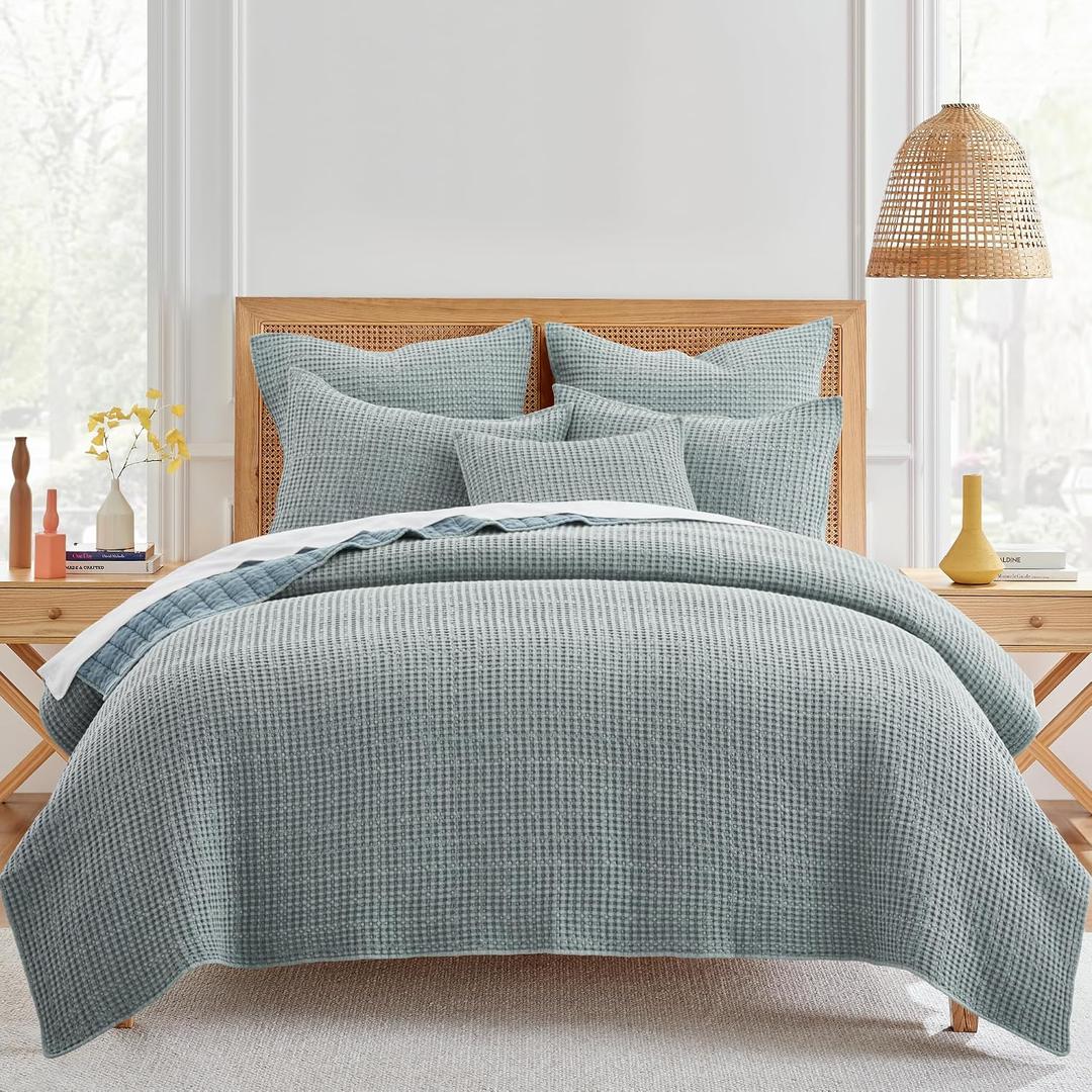 Levtex Home Mills Waffle Full/ Queen Quilt Set (88x92in) with 2 Pillow Shams (26x20in) - Chambray - Cotton Waffle Full/ Queen Size Quilt Bedding Set - Lightweight, Soft, Pre-Washed