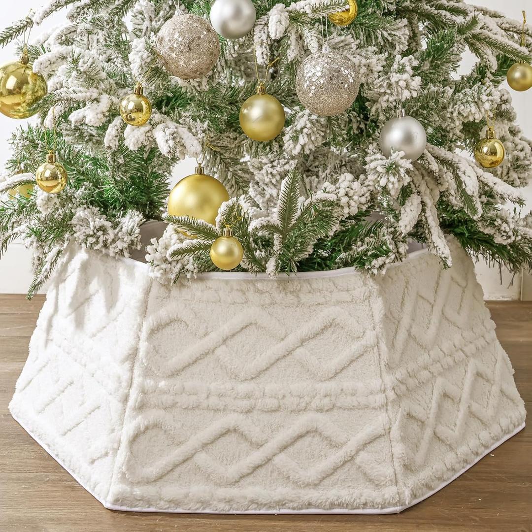 Christmas Tree Collar, 6 Panels Rustic White Luxury Plush Faux Fur Tree Ring, Thick Horizontal Crossed Diamond Textured Christmas Tree Base Cover, Soft Tree Skirt for Xmas Decorations Home Decor