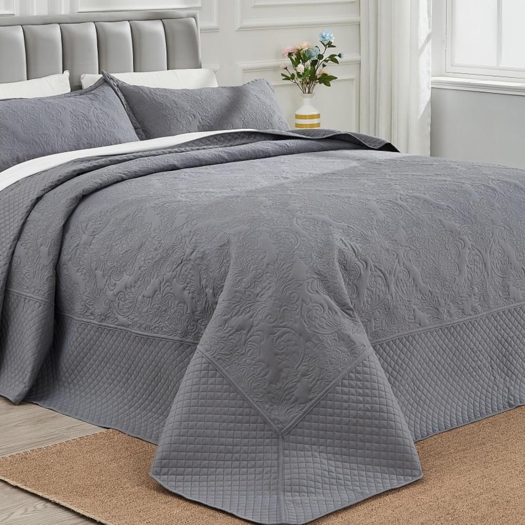 ENJOHOS Oversized King Bedspreads 128x120, California King Quilt Sets, Extra Wide Large King Size Quilts for Bed, Lightweight Reversible Microfiber 3Pieces Cal King Dark Grey Quilt (Oversized King - 128x120, Dark Grey)